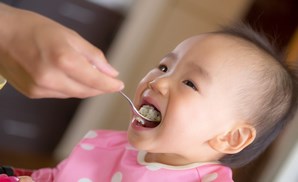 赤ちゃんが下痢した際に意識すべき食事の与え方